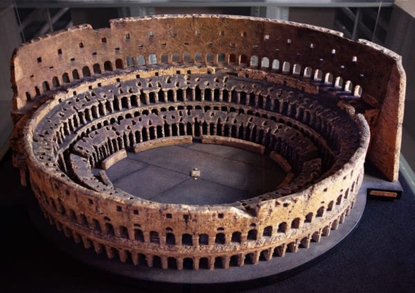 A further detail of the Colosseum model, photographed with the Optium Museum Acrylic® cover in place.