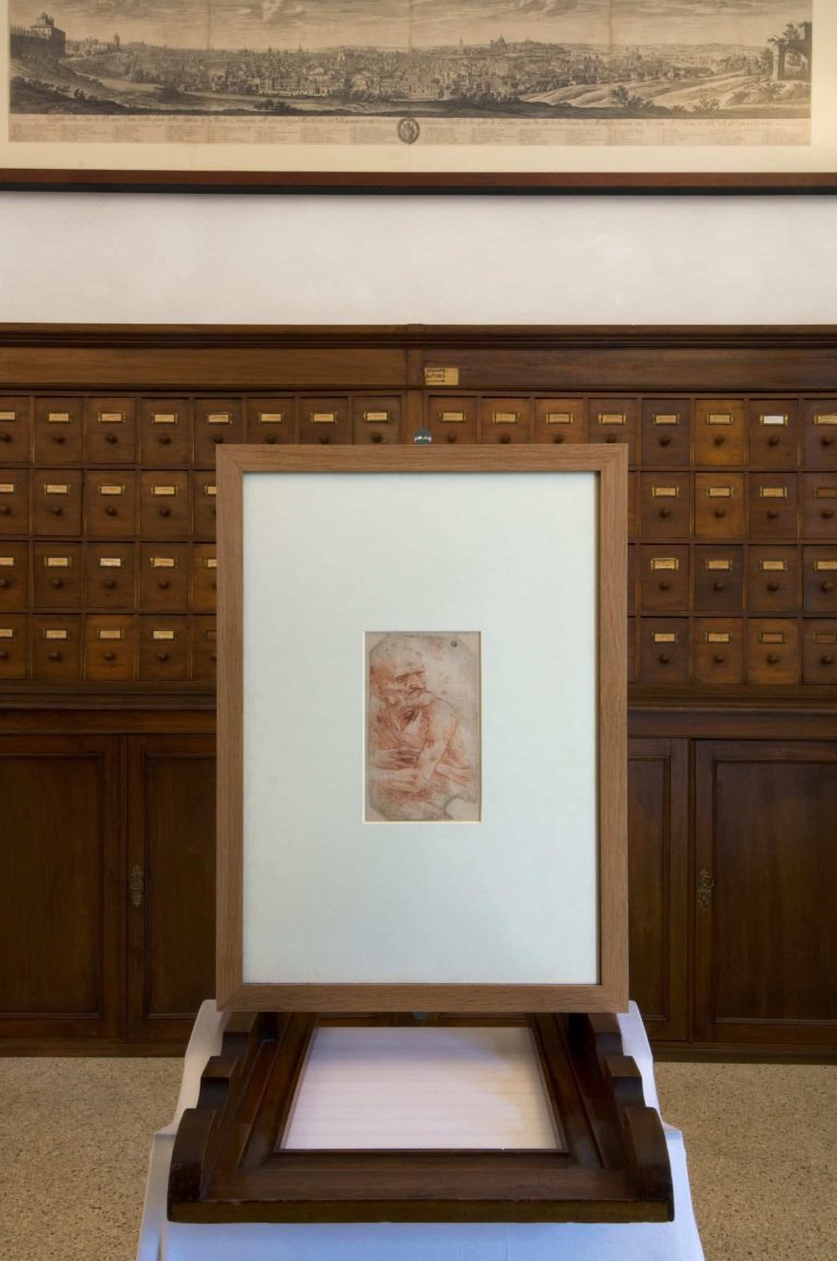 Photo © Ivano Francavilla. Climaframe with Optium Museum Acrylic constructed by the company Ivano Francavilla.