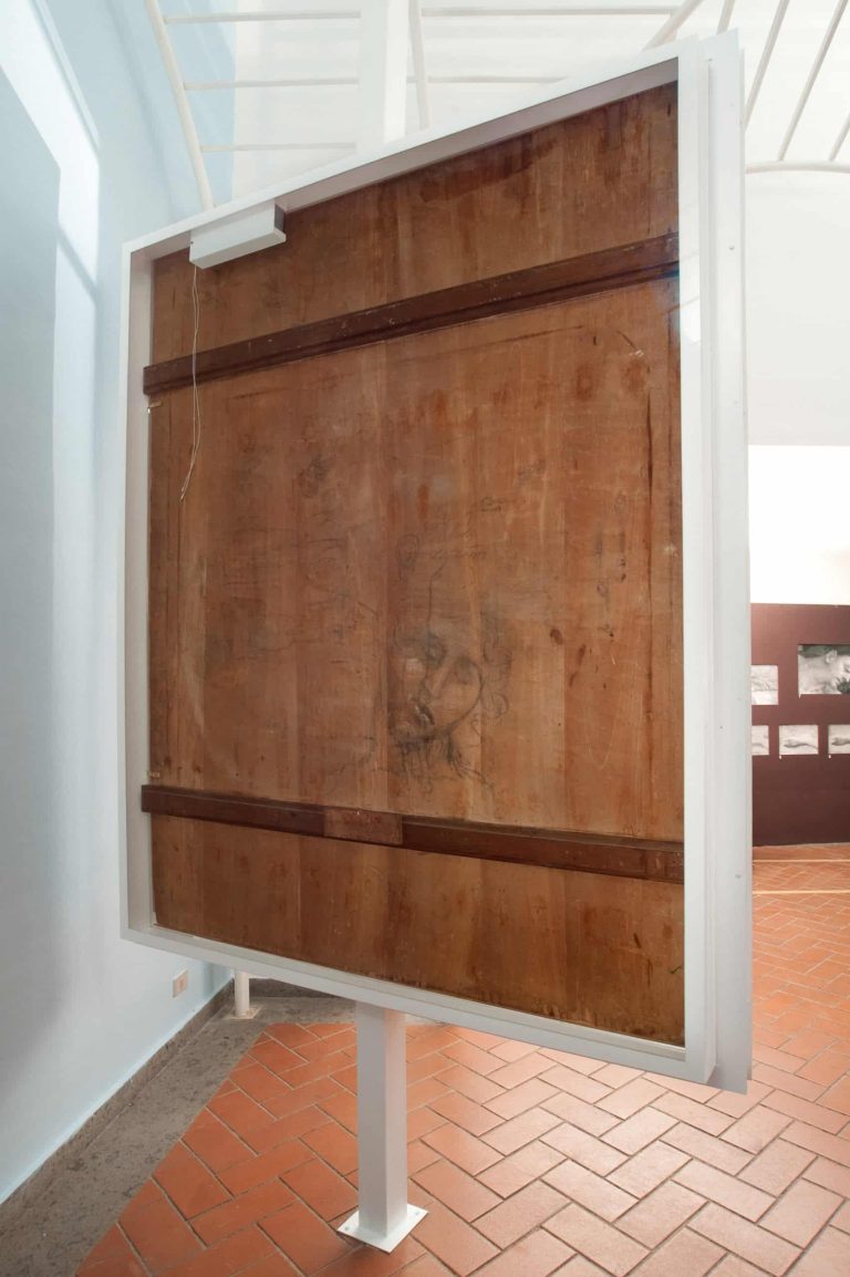 The back sides of the works made on wood by Sebastiano del Piombo (1485-1547) have sketches made by Michelangelo. Company Ivano Francavilla, a trusted supplier of museums in Italy, designed and constructed two special climate controlled display cases that would allow for visual access from both the front and back-the result has been greatly appreciated by the museum and scholars in the field.