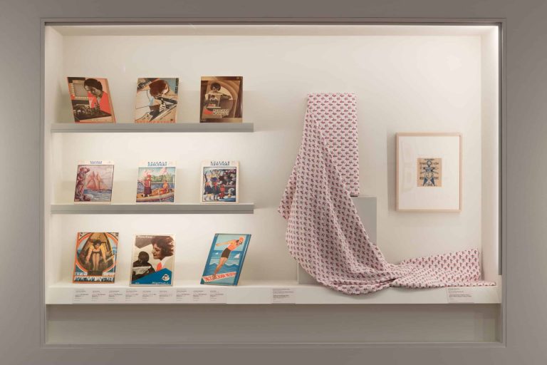 Installation view of "Revoliutsiia! Demonstratsiia! Soviet Art Put to the Test". Courtesy of the Art Institute of Chicago.