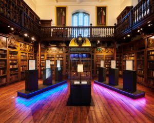 The 'Shakespeare Recovered' Exhibition featuring double‑sided Tru Vue Optium Acrylic plinths displaying detached folio leaves.